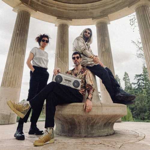 copyright: Laureen Burton