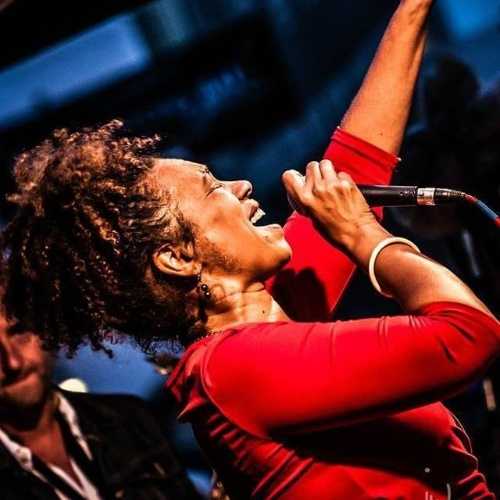 copyright: SahsaOsaka