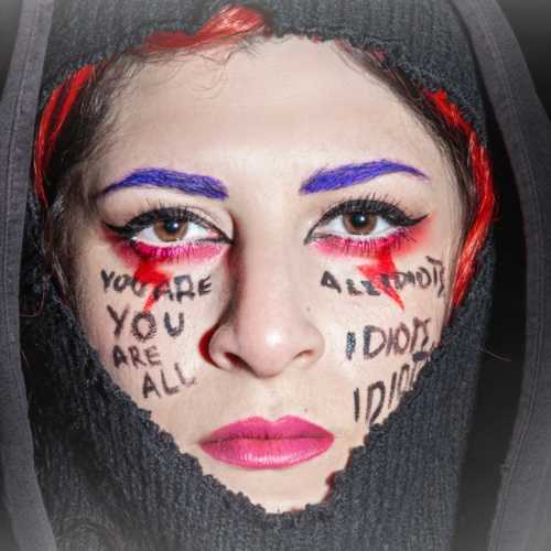 copyright: EsraRotthoff