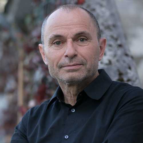 copyright: OliverWolf