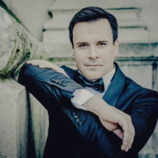 copyright: AndrejGrilc